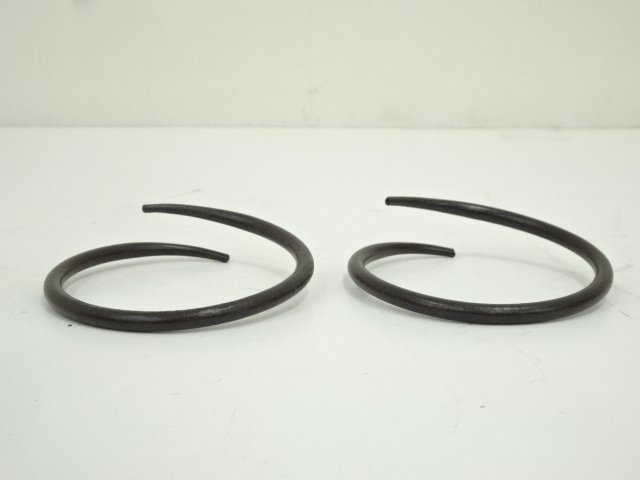  釜師　菊地政光造　丸霰釜（釜鐶付）（共箱）